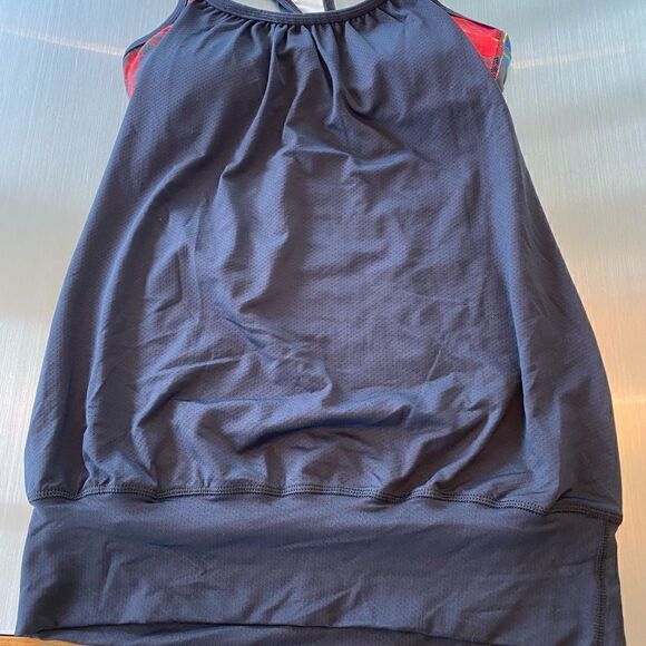 GUC Margarita Black workout tank with multicolor bra insert. - Picture 9 of 9